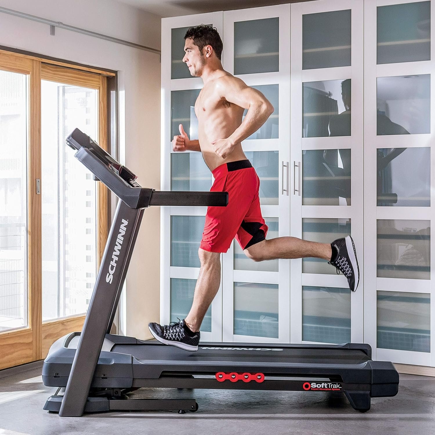 Schwinn 530i Treadmill