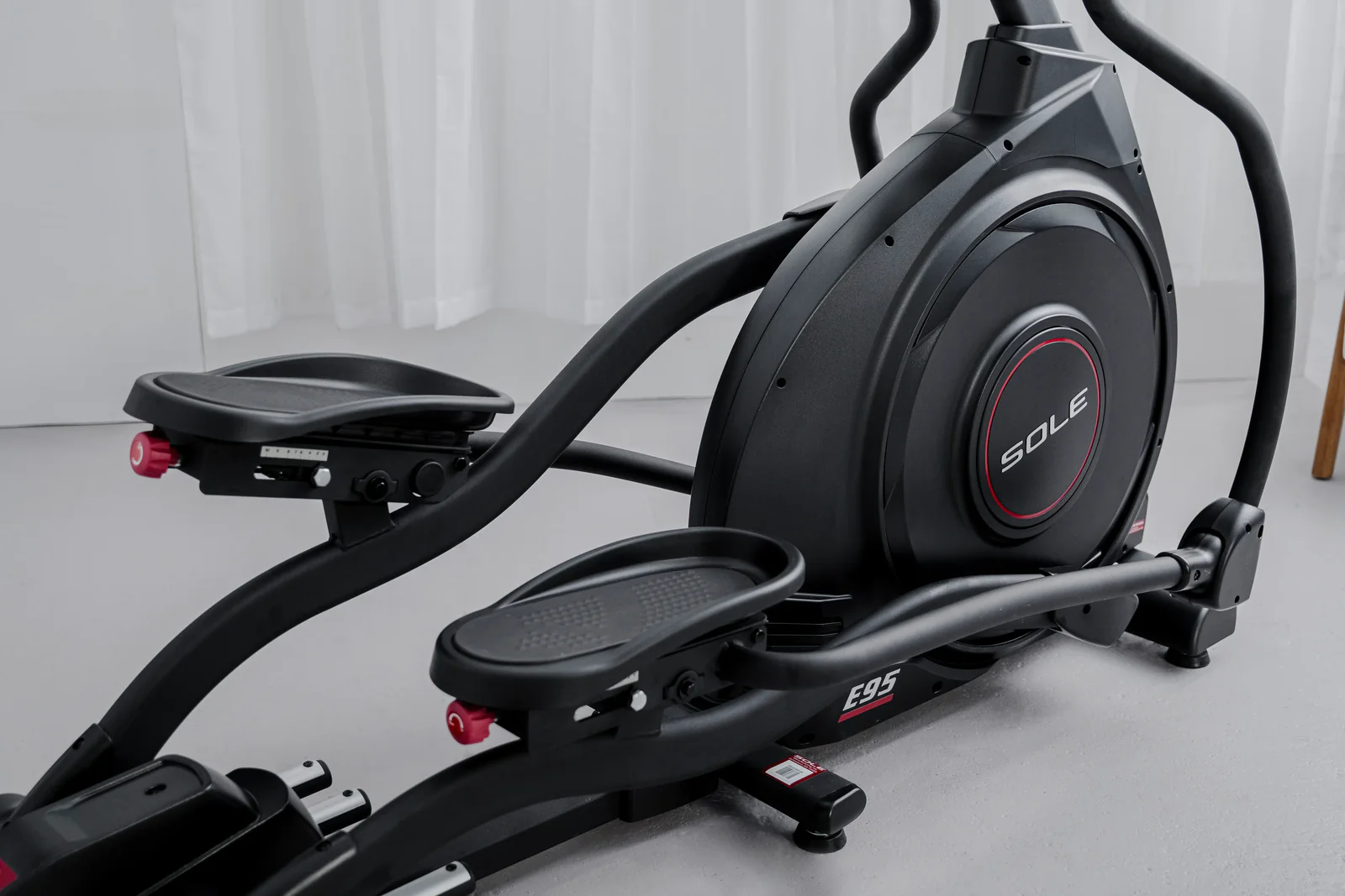 Sole Fitness E95 ENT Elliptical Cross Trainer