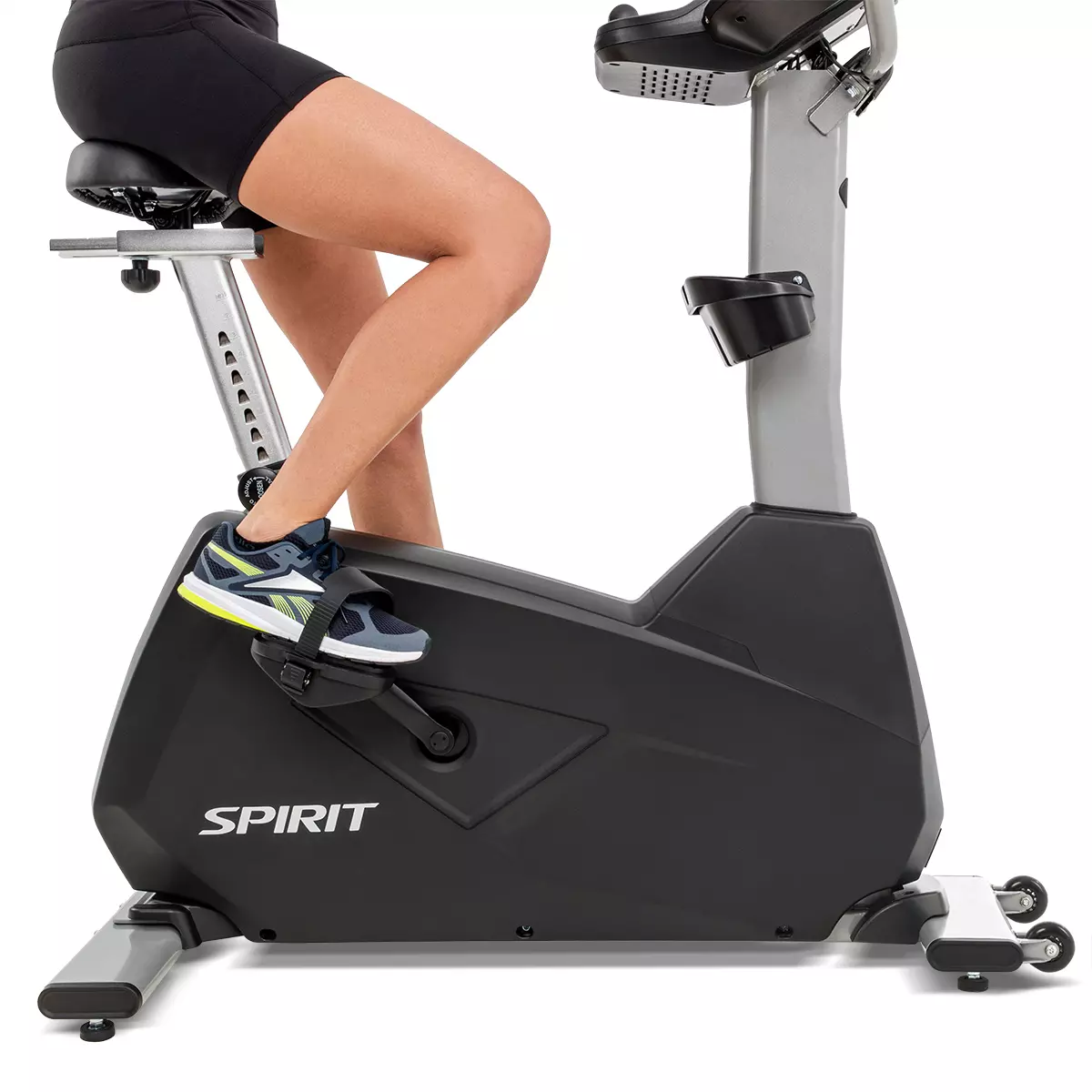 Spirit Fitness CU800+ Upright Bike
